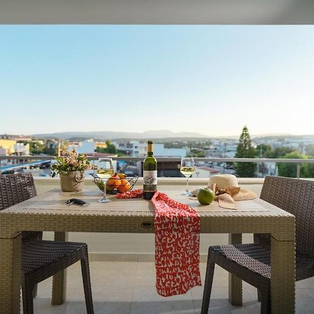 K&D Central Suite Sitia  Luaran gambar
